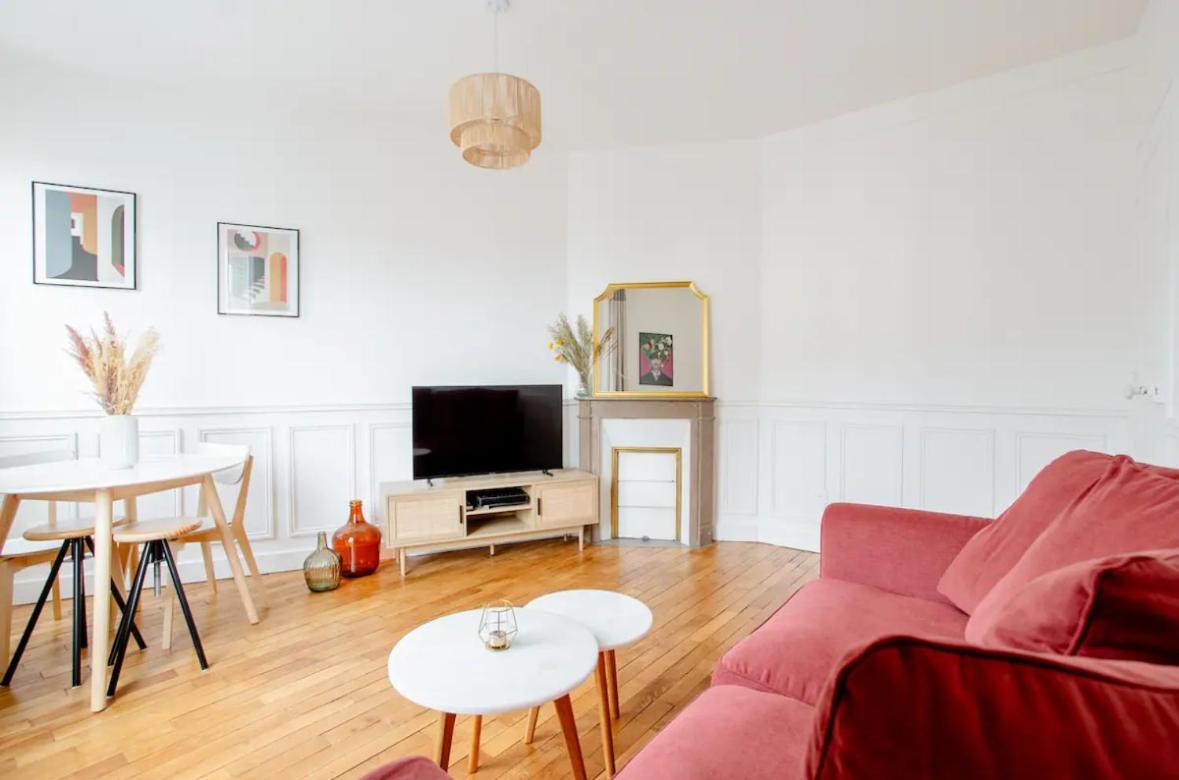 Charmant Appartement Cosy A Suresnes Exterior foto